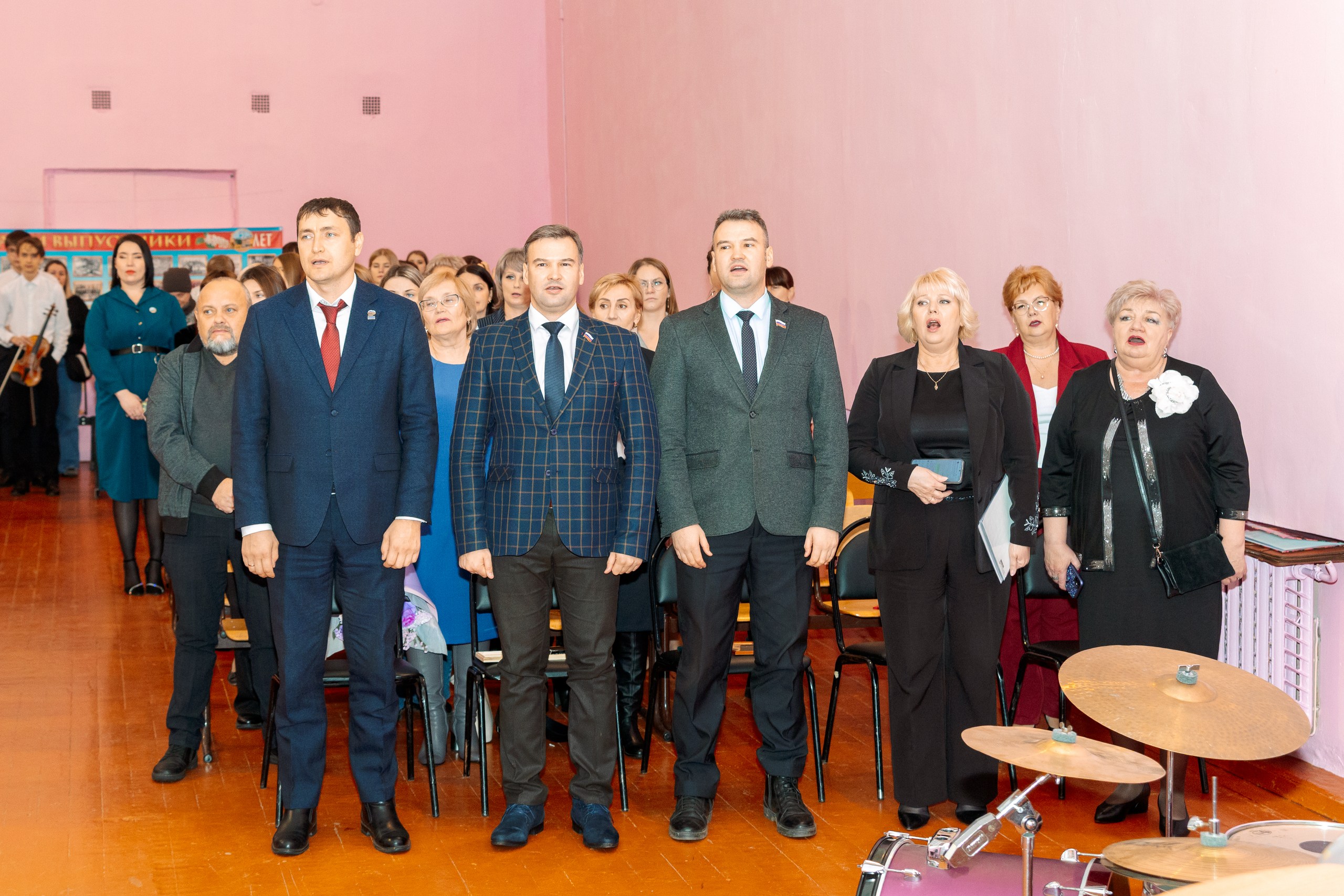 Изображения.